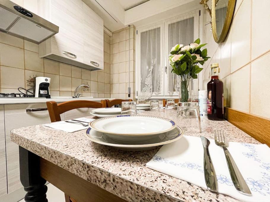 III - Cozy Single Room A Milano Eksteriør billede